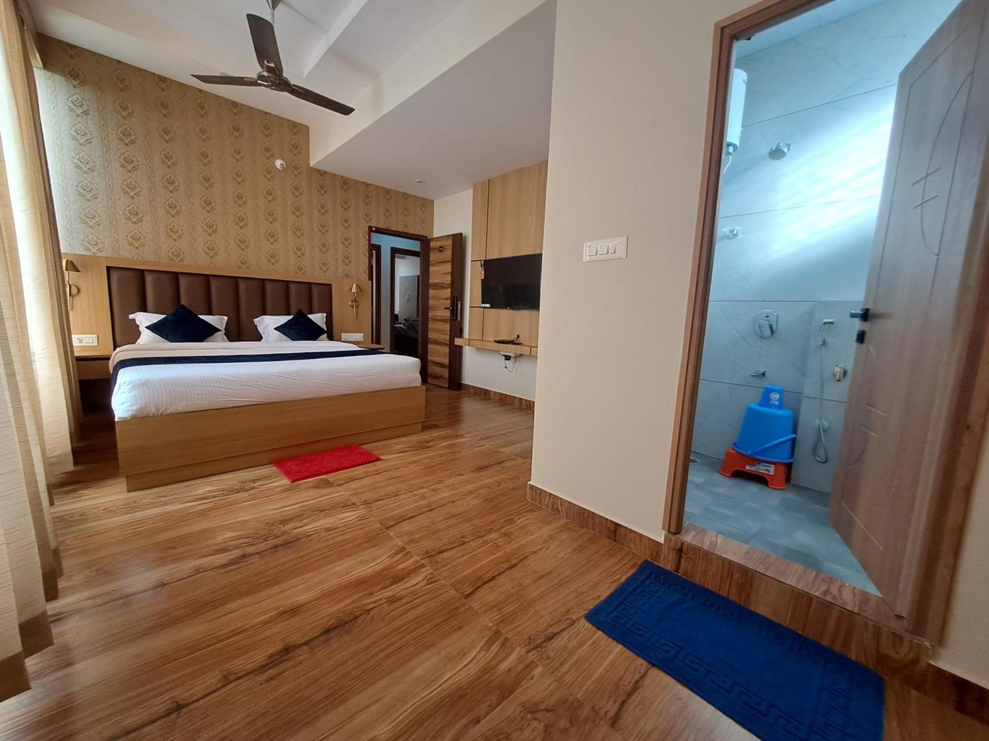Sky Inn Мисор Екстериор снимка