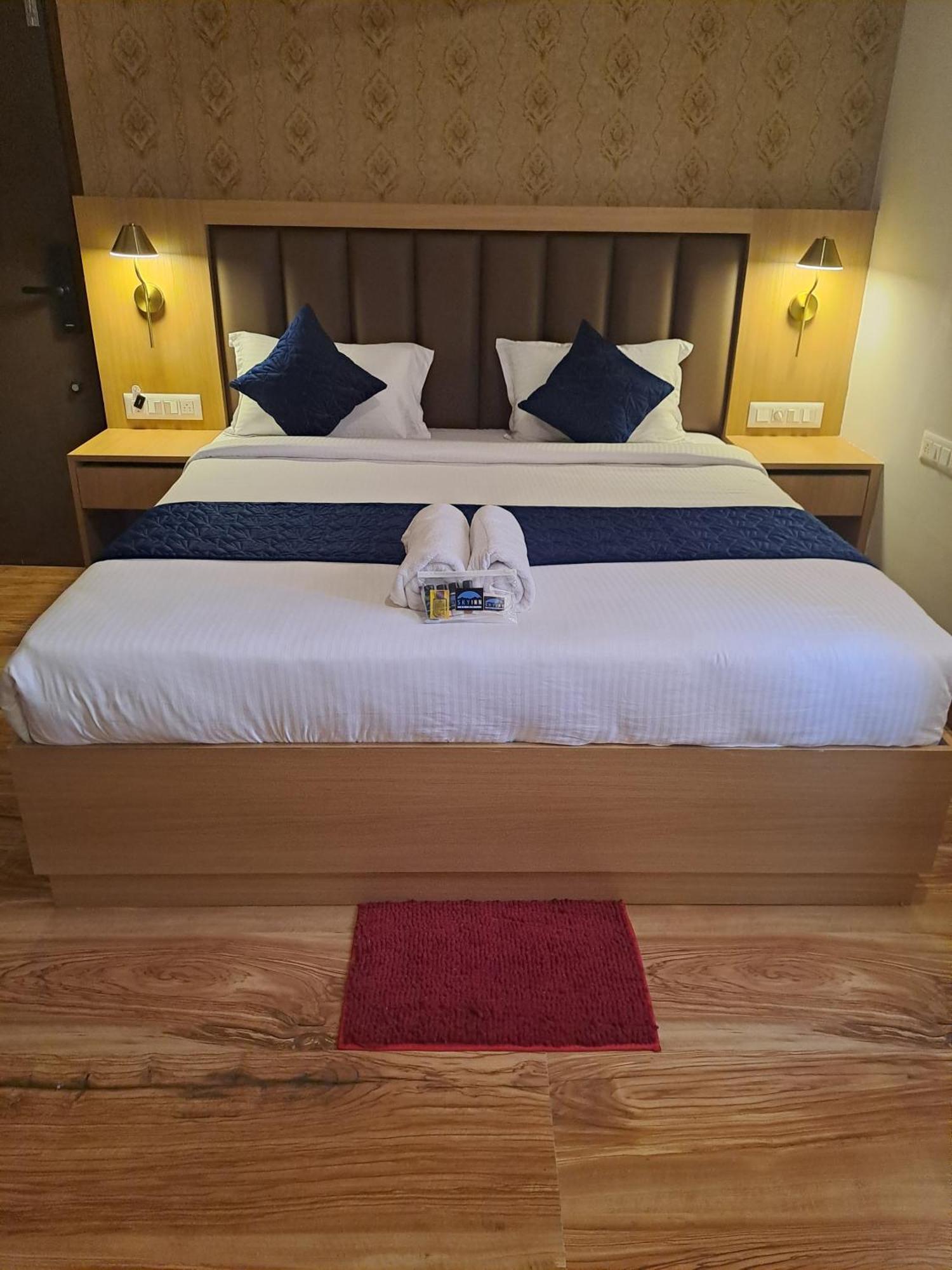 Sky Inn Мисор Екстериор снимка