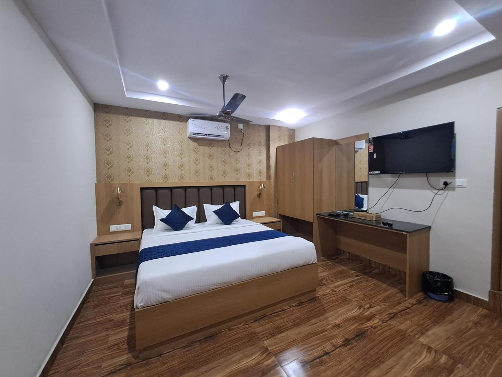 Sky Inn Мисор Екстериор снимка
