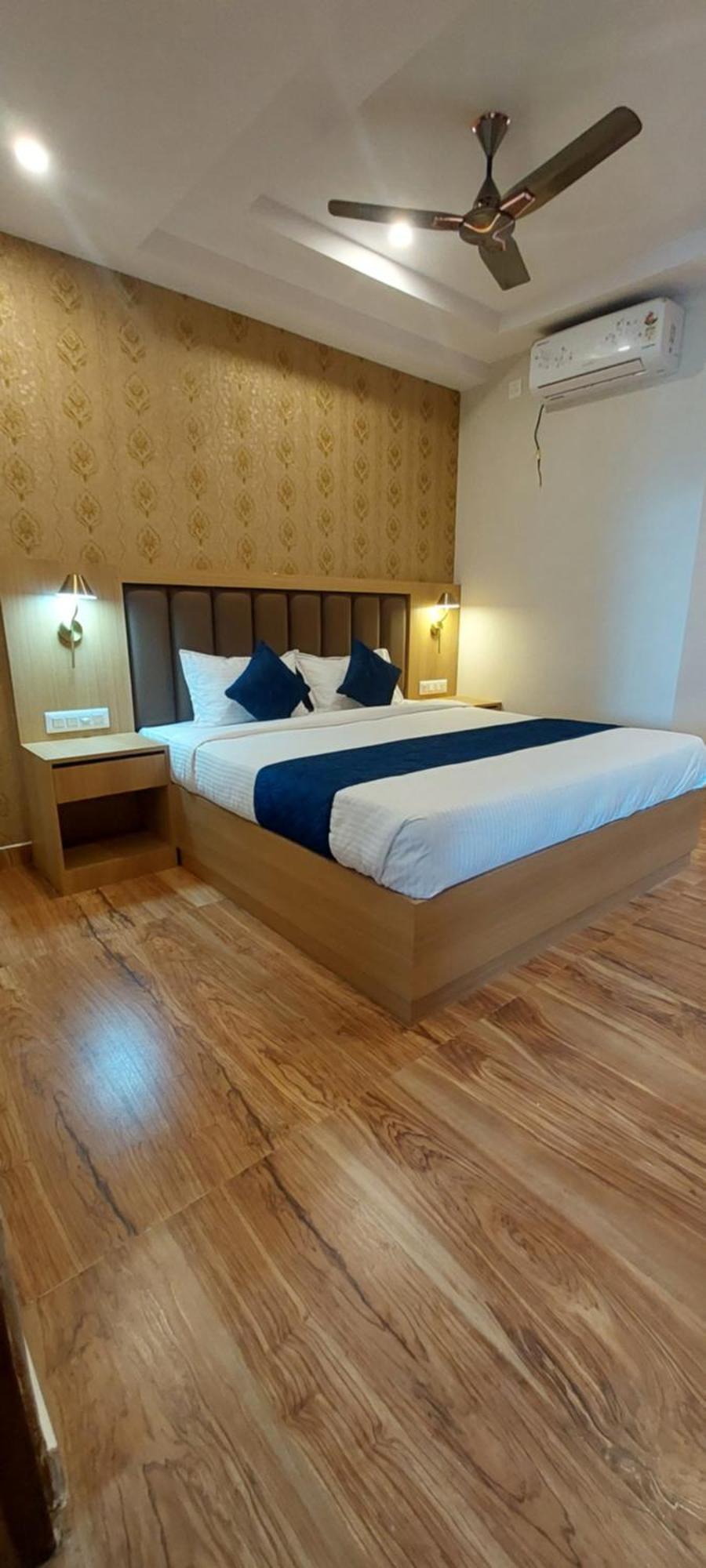 Sky Inn Мисор Екстериор снимка